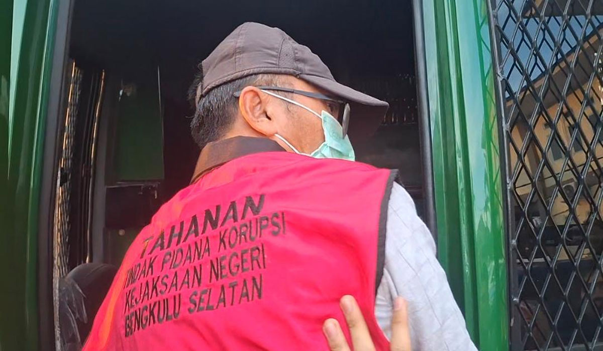 Geger! Kasus HPT Bukit Rambang Melebar, Mantan Kepala BPN Jadi Tersangka Keenam Geger! Kasus HPT Bukit Rambang Melebar, Mantan Kepala BPN Jadi Tersangka Keenam